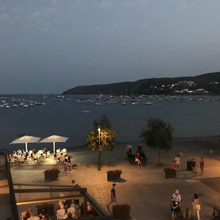 Roques - Casa En Primera Linea De Mar En Cadaqués Eksteriør billede