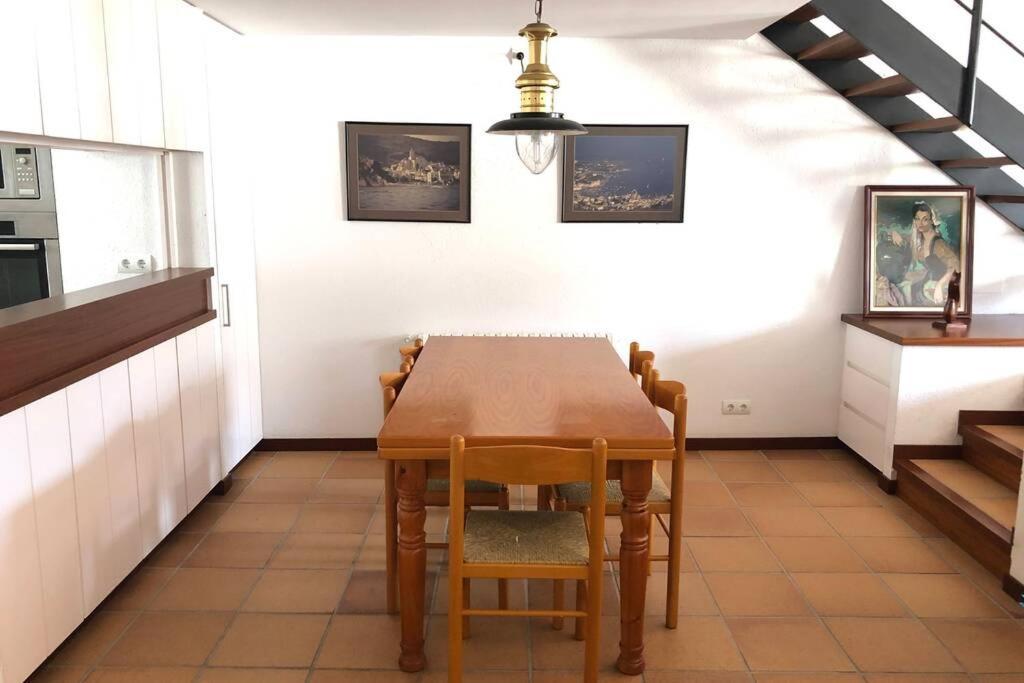 Roques - Casa En Primera Linea De Mar En Cadaqués Eksteriør billede
